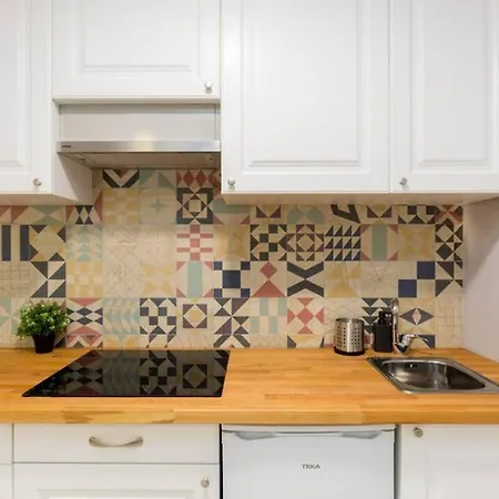 Apartamento Agustina - Piso Centrico Reformado En Calle Peatonal Zaragoza